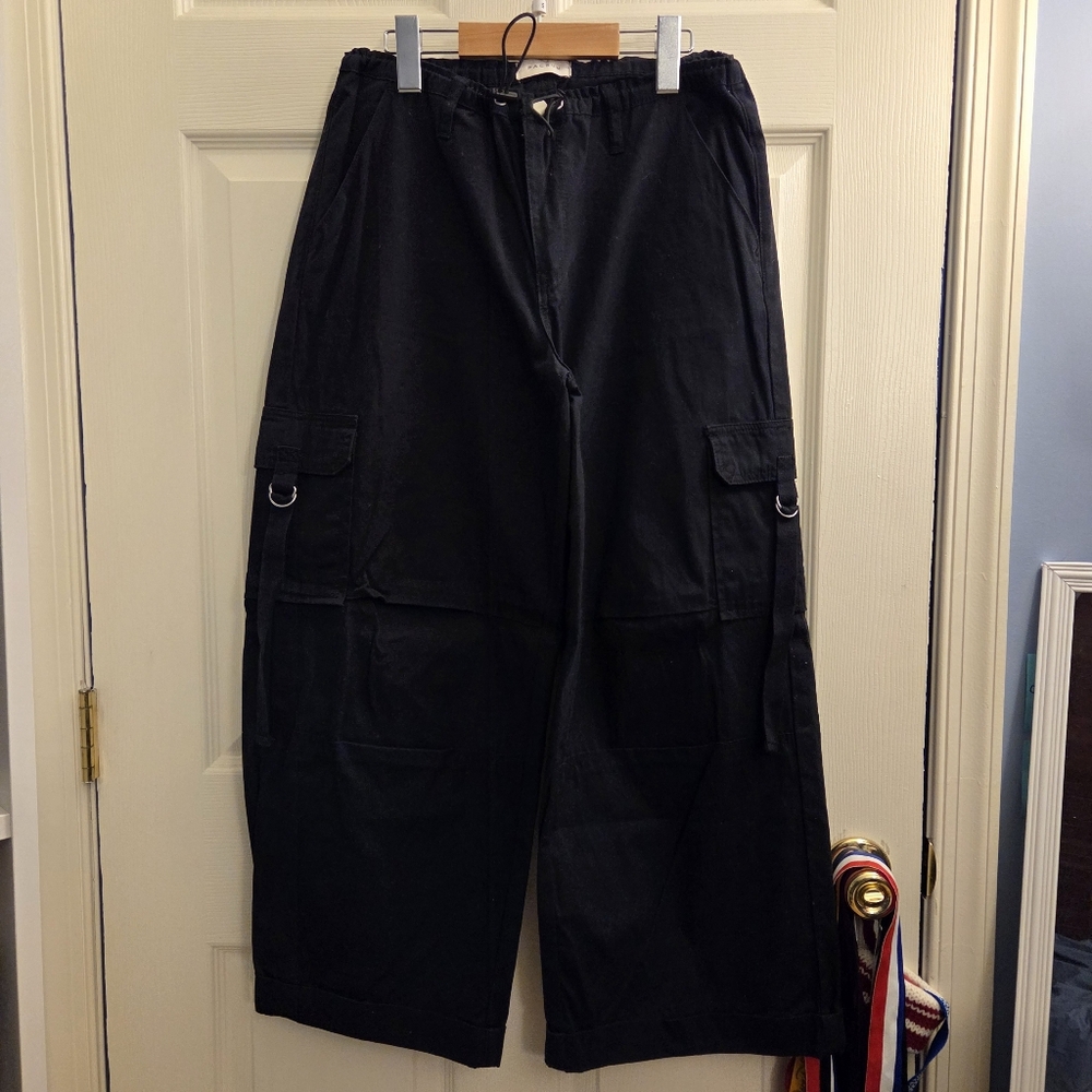 PacSun Baggy Cargo Pants, Black, Small